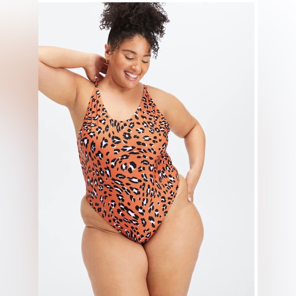 Fabletics sexy one piece swimsuit bodysuit